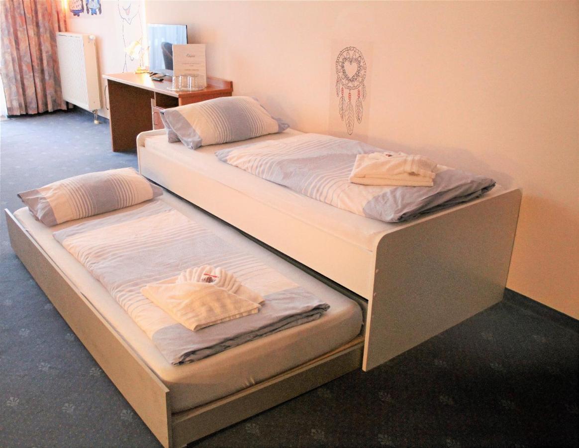 Waldhotel Feldbachtal Neuhaus am Rennweg Dış mekan fotoğraf