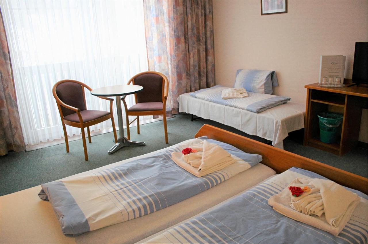 Waldhotel Feldbachtal Neuhaus am Rennweg Dış mekan fotoğraf