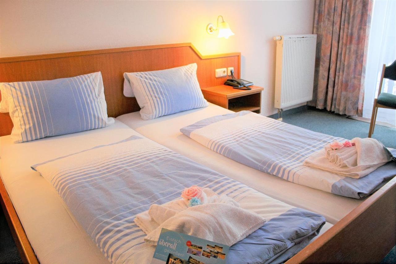 Waldhotel Feldbachtal Neuhaus am Rennweg Dış mekan fotoğraf