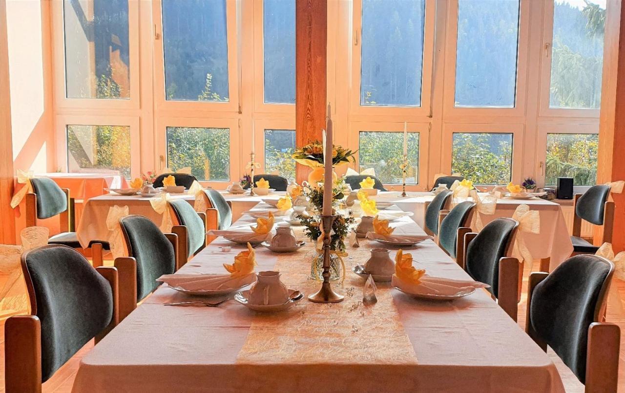 Waldhotel Feldbachtal Neuhaus am Rennweg Dış mekan fotoğraf